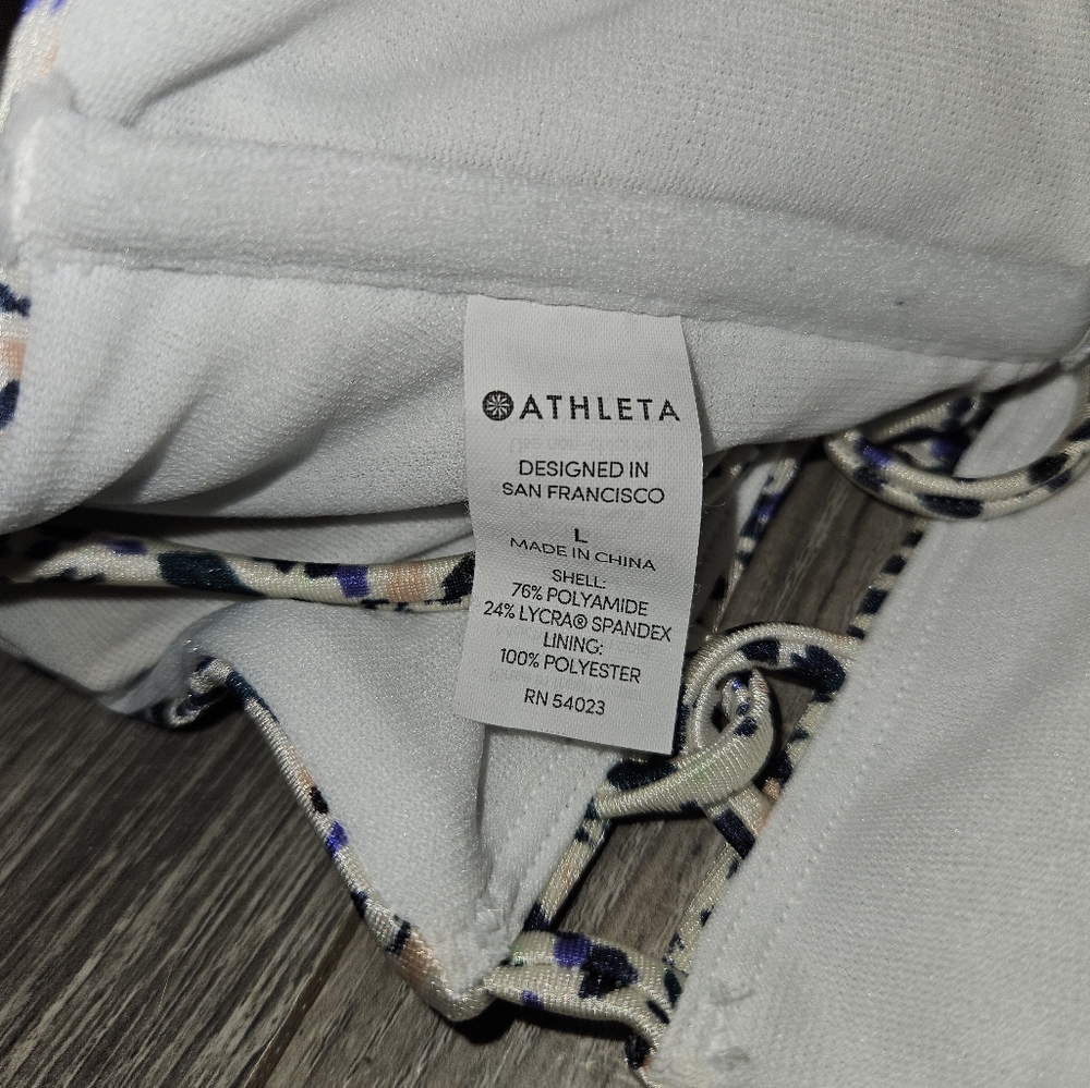 ATHLETA Bikini Top Large - Picture 4 of 4